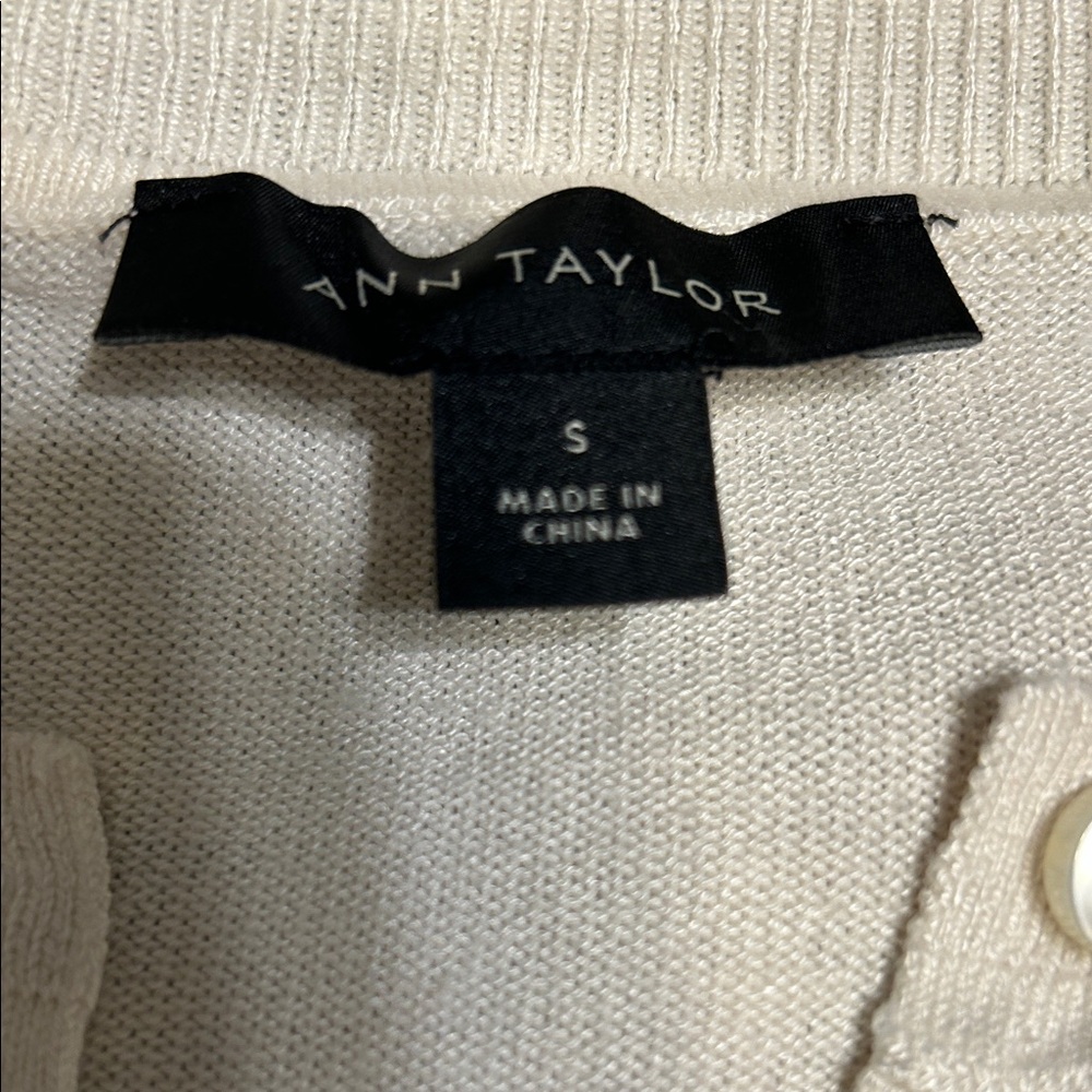 Ann Taylor Black and Cream Floral Cardigan - Picture 3 of 4